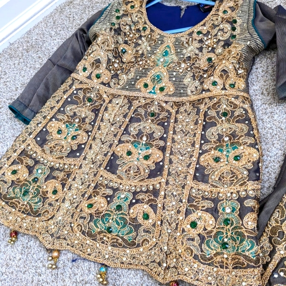 NWOT Girls lehnga pakistani indian - Picture 2 of 7